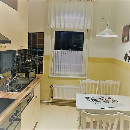 Melanie Apartment